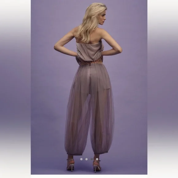 NWT - ANTHROPOLOGIE TULLE BALLOON LEG PANTS - Picture 4 of 4